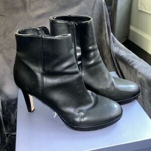 Black Nine West booties